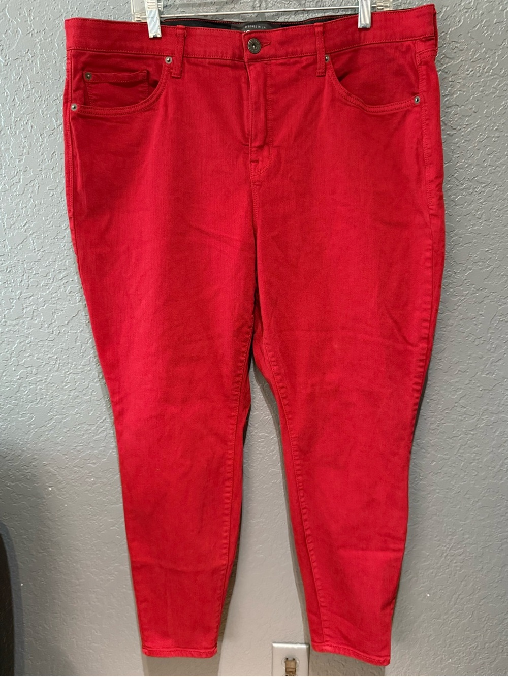 torrid size 20 LIKE NEW SKY HIGH Red Skinny Stretch Jeans